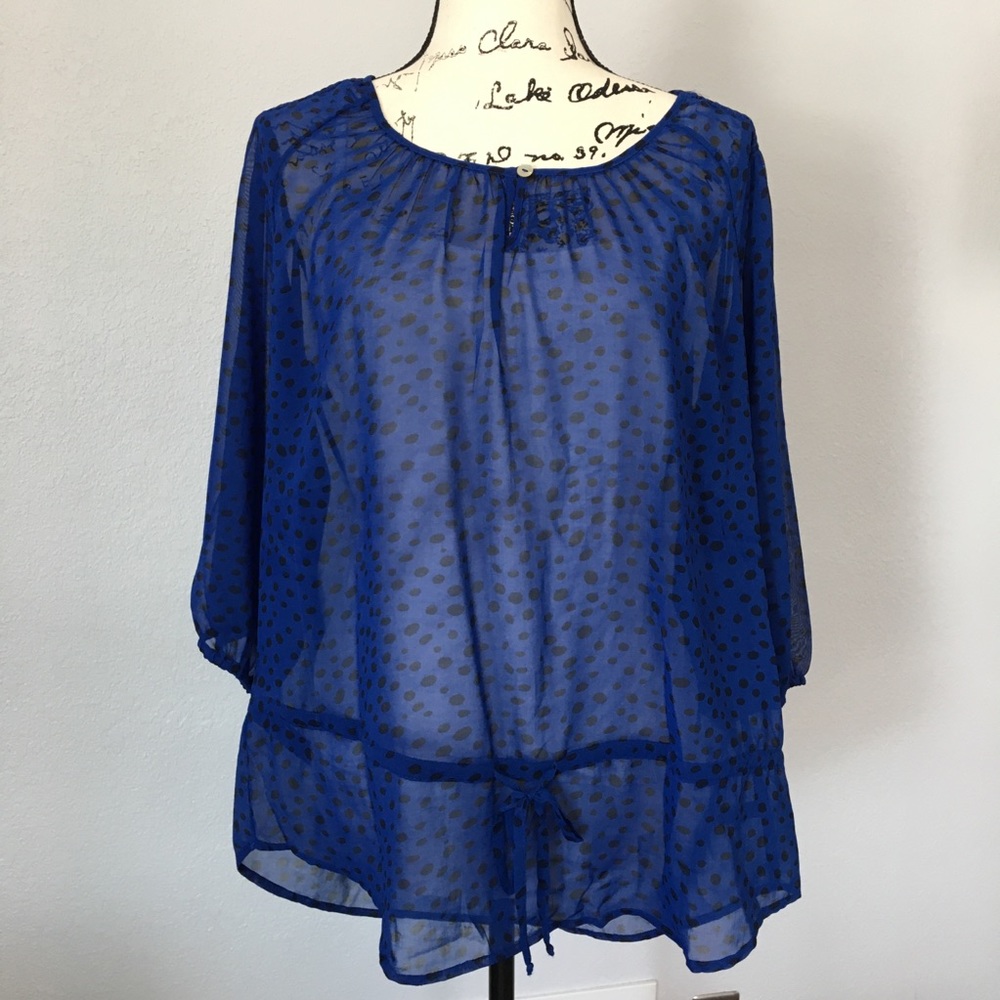 Women’s Top *NWT*